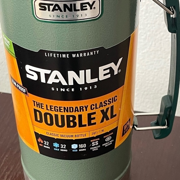 Stanley Double XL 2 qt Vacuum Travel Camping Bottle Thermos with  handle Green - Picture 2 of 8